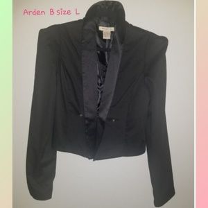 Arden  B women's  tuxedo blazer